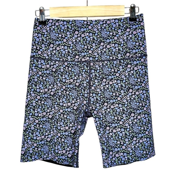 KNIX HiTouch Compression High Rise Biker Essential Shorts 7.5” in garden daze - Picture 3 of 7